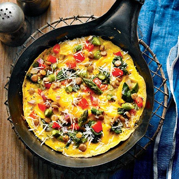 Fresh-vegetable-omelette-with-lentils